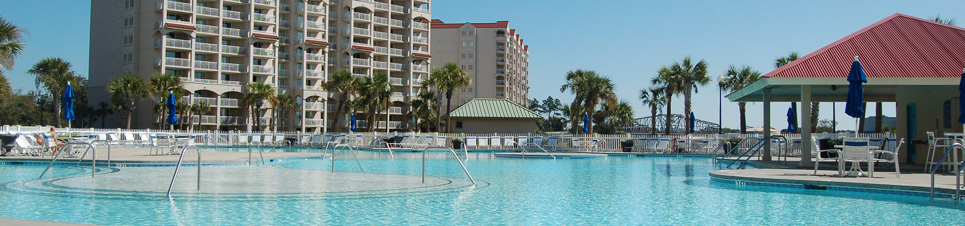 Barefoot Resort Outdoor Pool 1920x450 2 