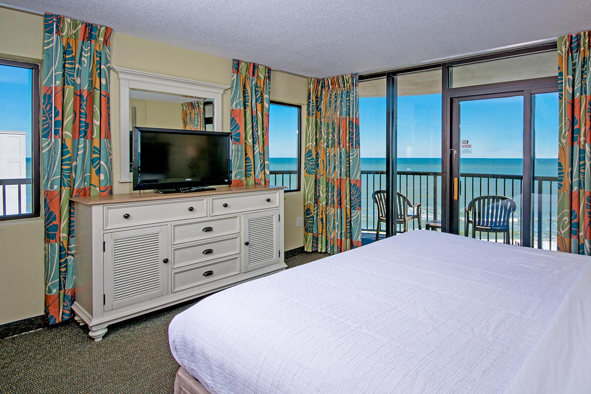 Compass Cove Mariner Oceanfront Corner Balcony 2 Bedroom Condo 