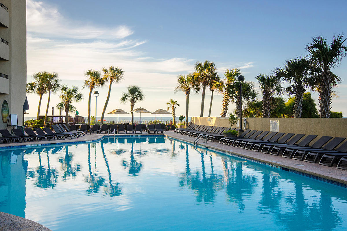 Ocean Reef Oceanside Pool 1200x800 1 