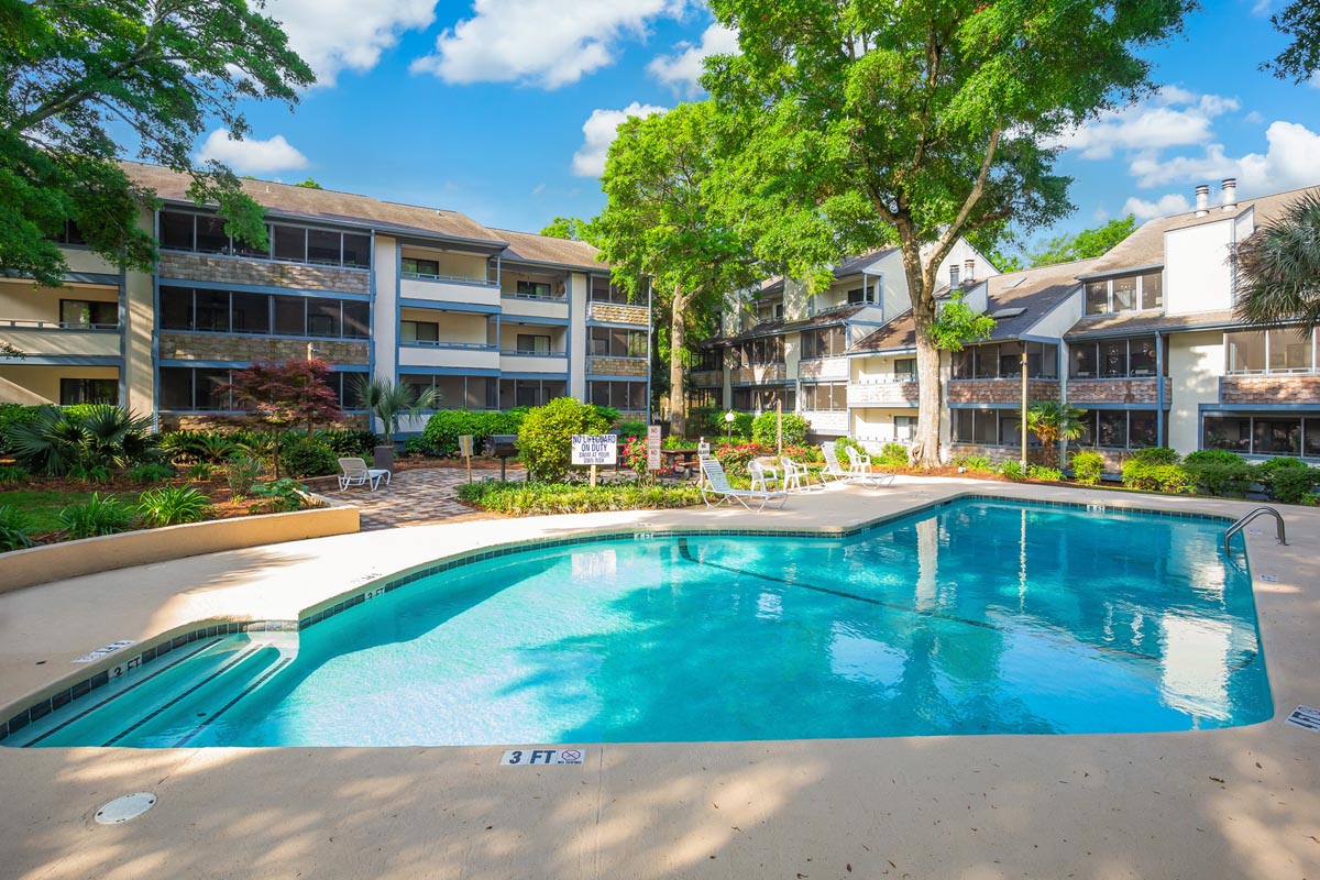 Summertree Village Outdoor Pool 